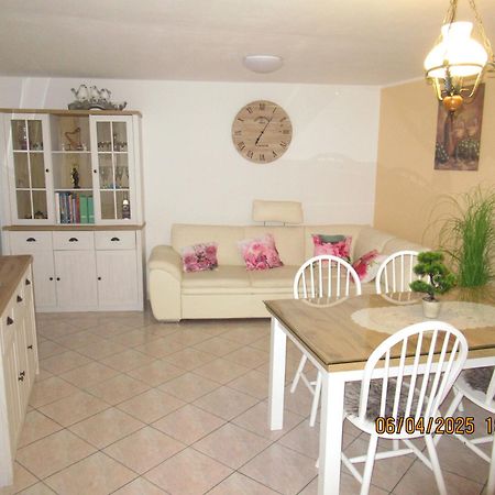 Apartma Qbed Gračišče Екстериор снимка