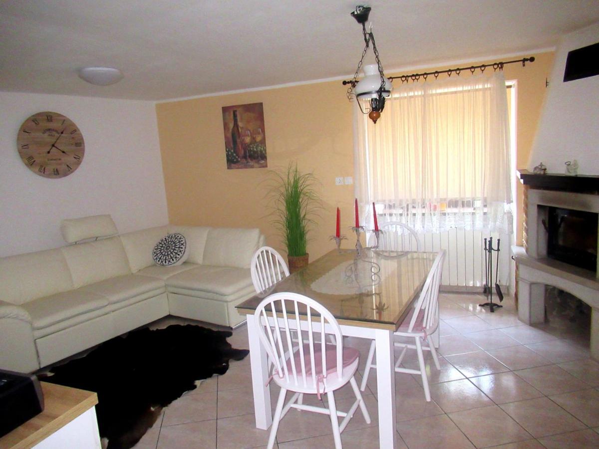 Apartma Qbed Gračišče Екстериор снимка